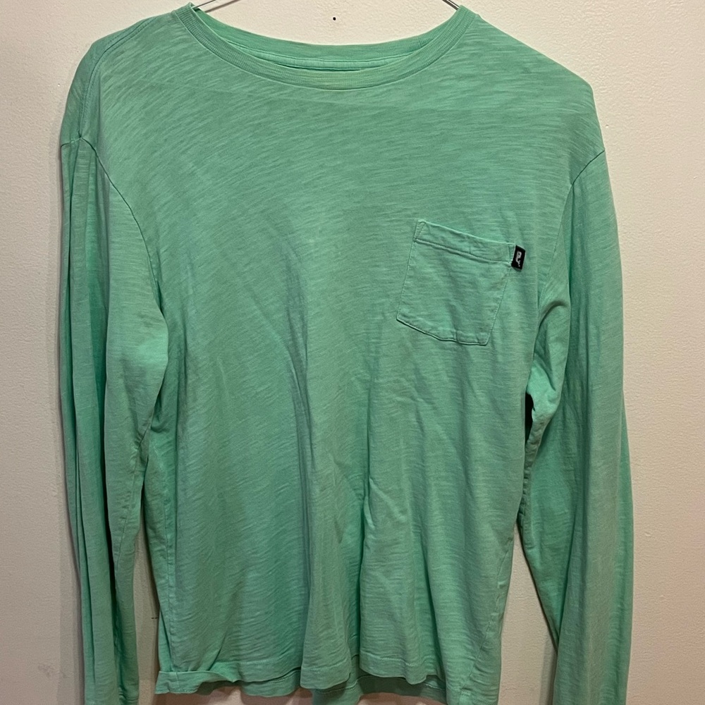 Men's Vineyard Vines SeaFoam Long Sleeve pocket t-Shirt. Adult SMALL